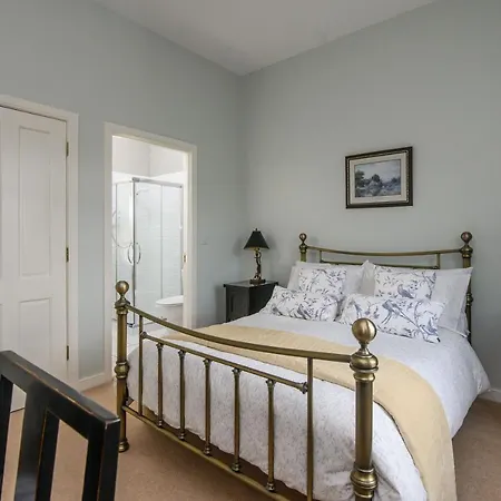 20 Village Square Holiday home